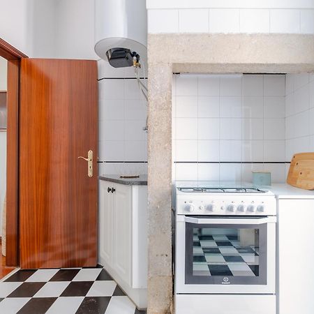 Cool Apartment Near Alfama ลิสบอน ภายนอก รูปภาพ