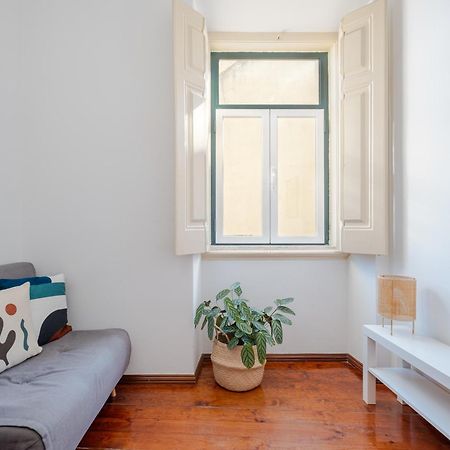 Cool Apartment Near Alfama ลิสบอน ภายนอก รูปภาพ