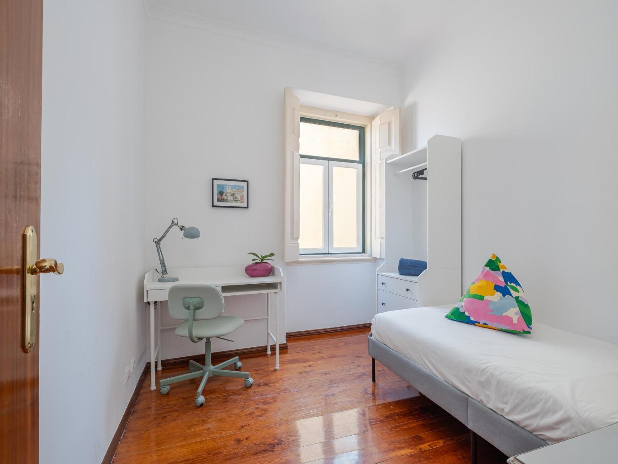 Cool Apartment Near Alfama ลิสบอน ภายนอก รูปภาพ